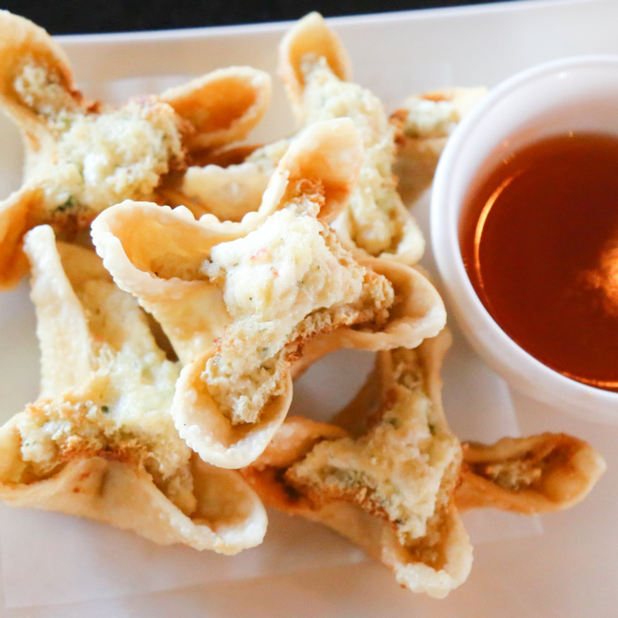 A13. Crab Cheese Wontons (6) - Hoành Thánh Pho Mai