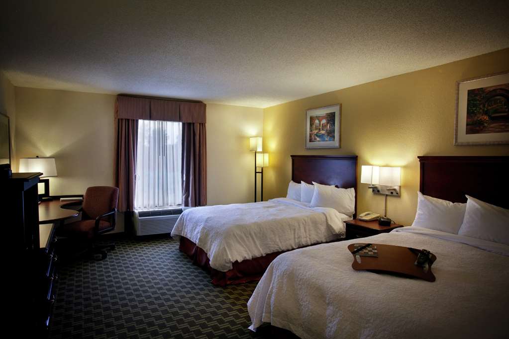 Hampton Inn Carrollton Image
