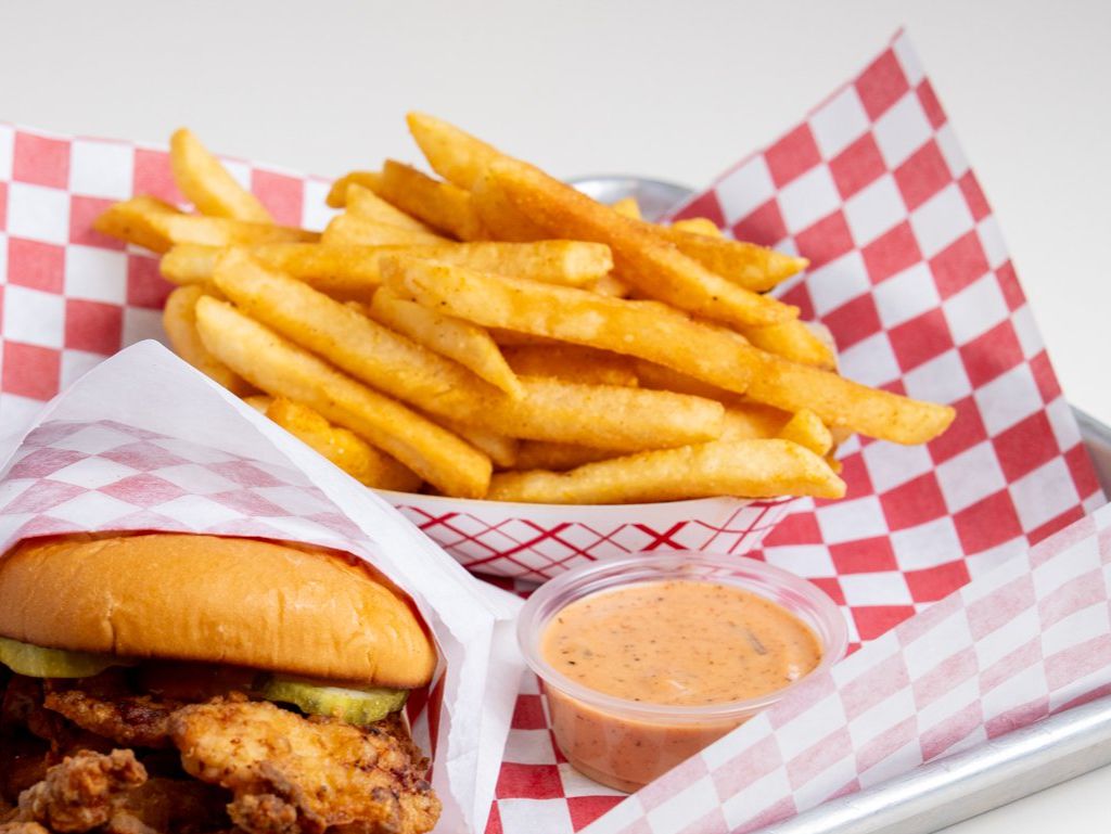 Fries (House Seasoned)