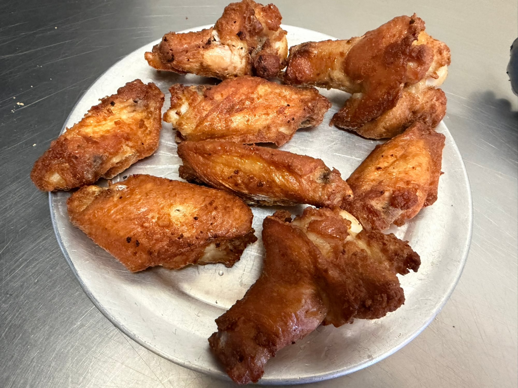 6 Wings & Mini Cheesy Bread