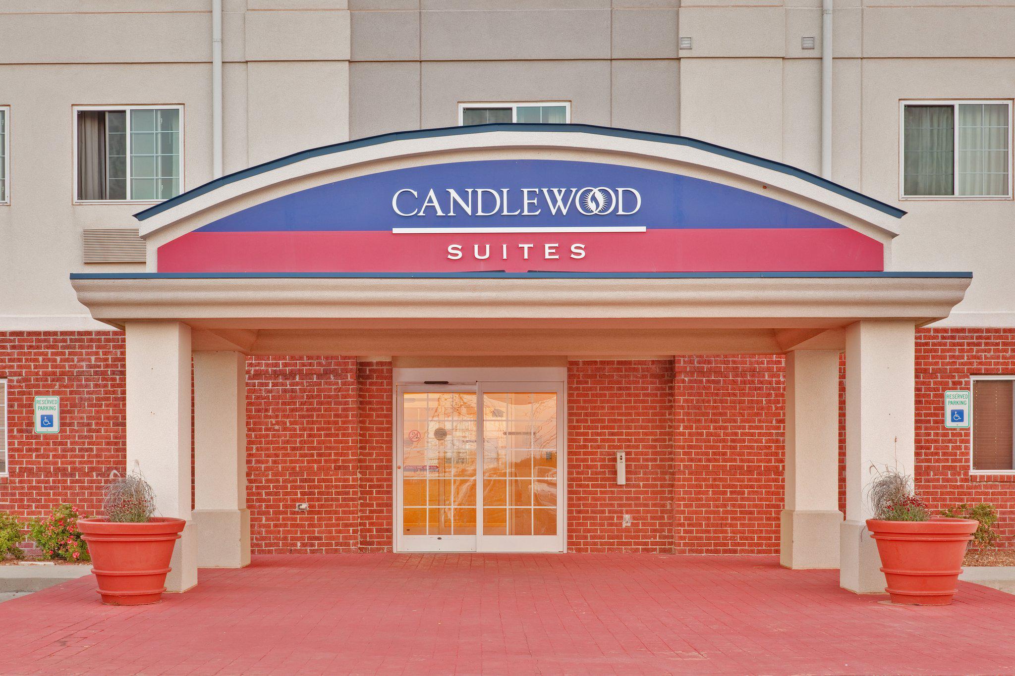 Candlewood Suites Clarksville Photo