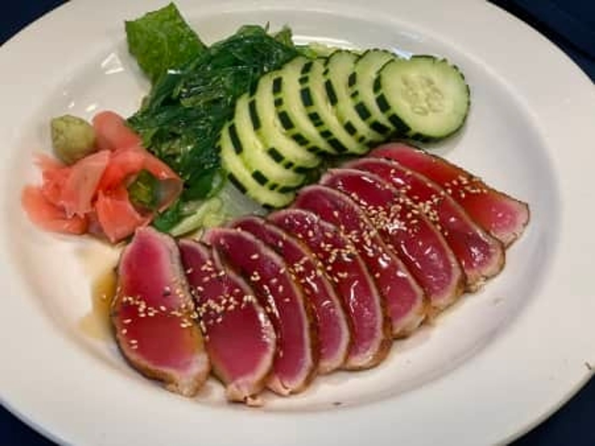 Ahi Tuna Tataki Salad