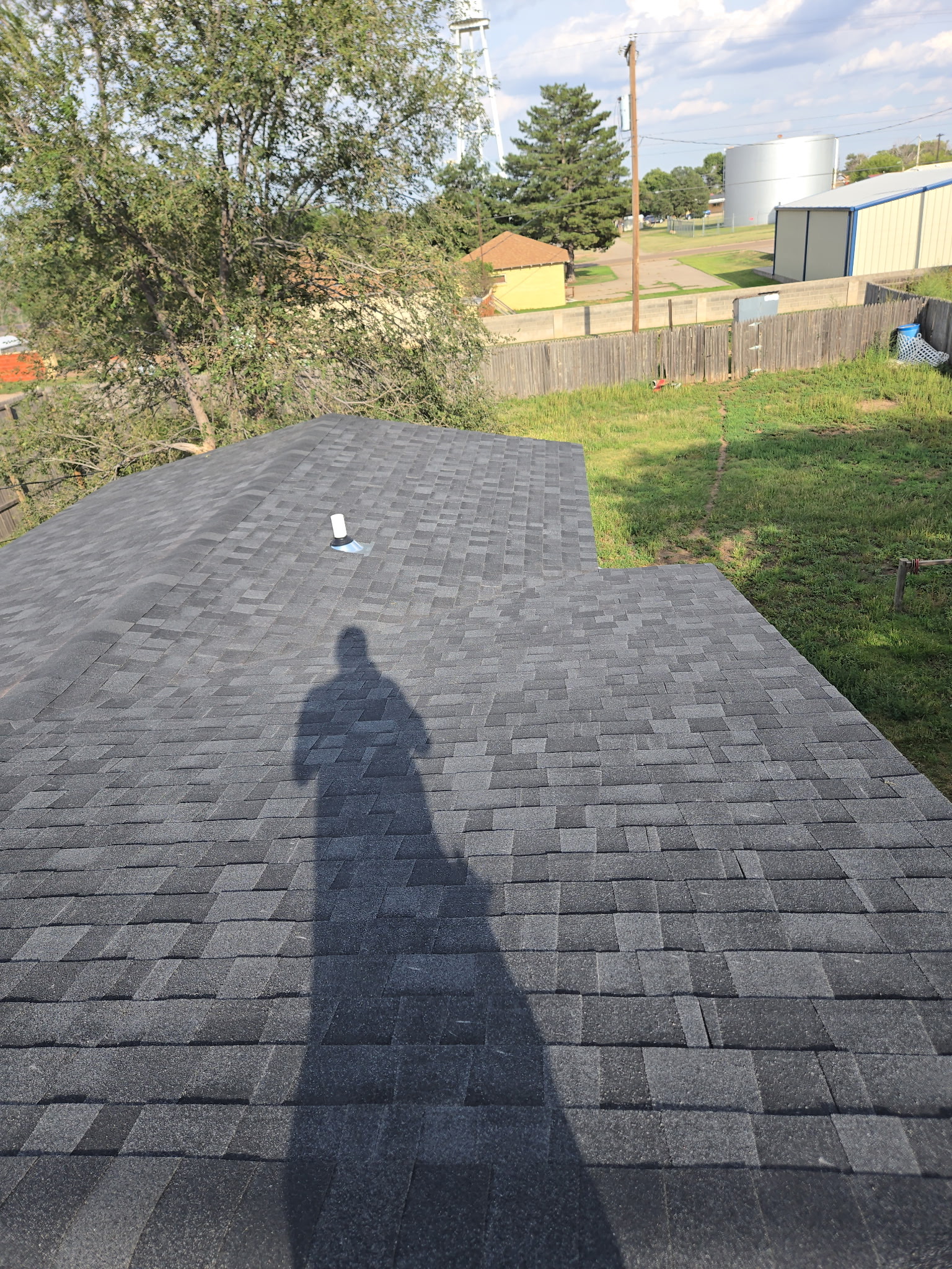 Pro Roofing And Construction LLC Image