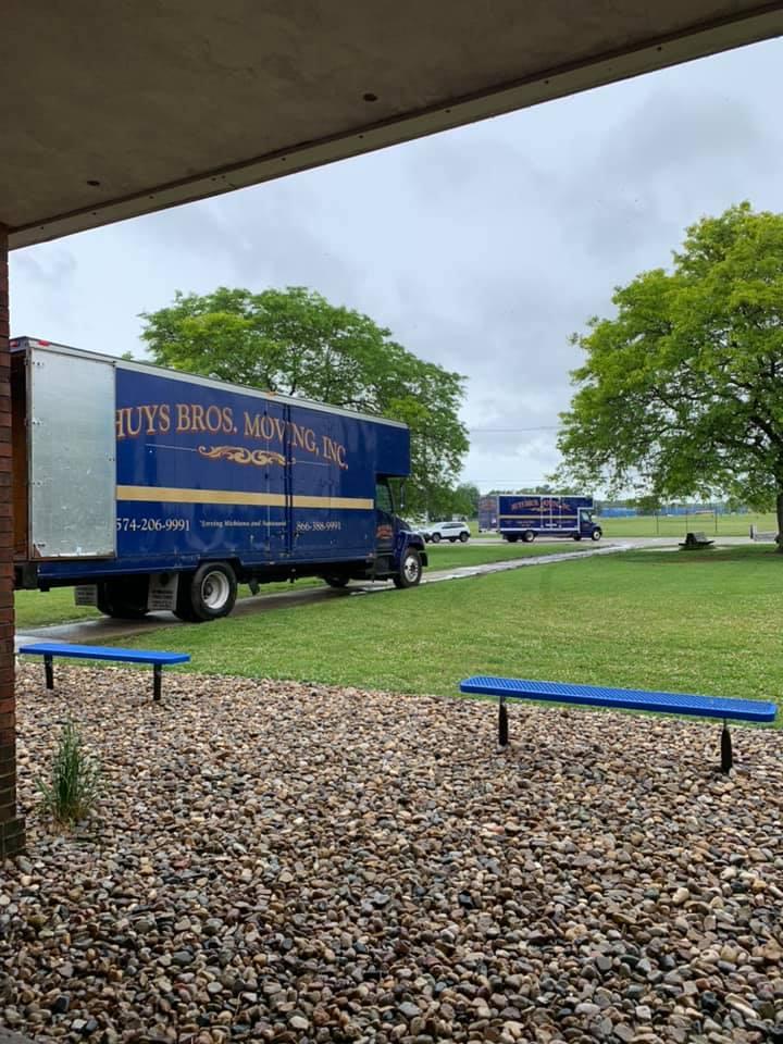 Huys Bros. Moving, INC. Image