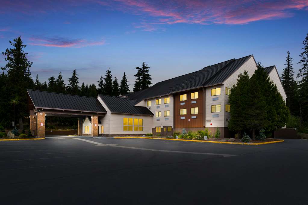 Best Western Mt. Hood Inn Image