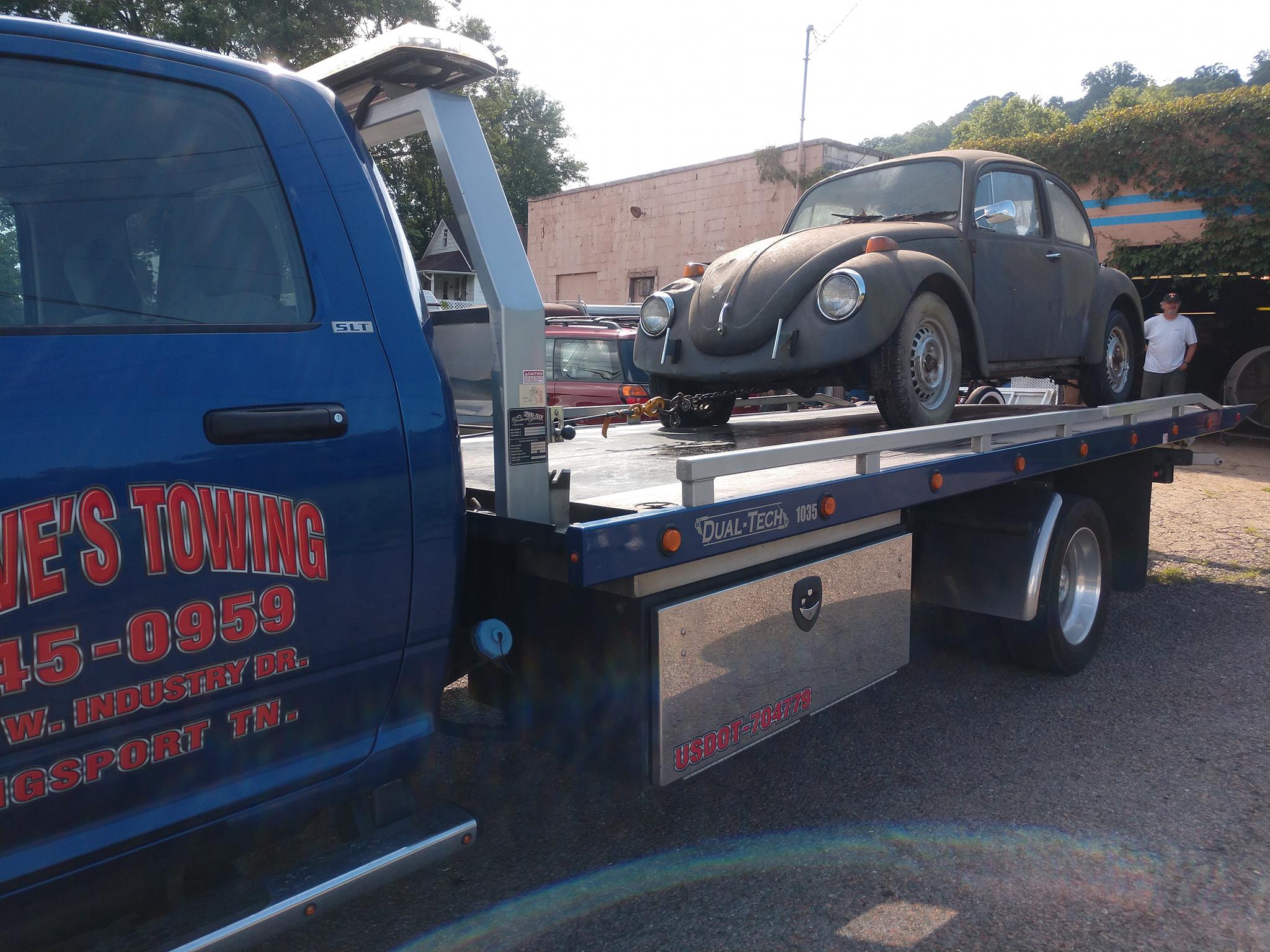 Steve's Towing Photo