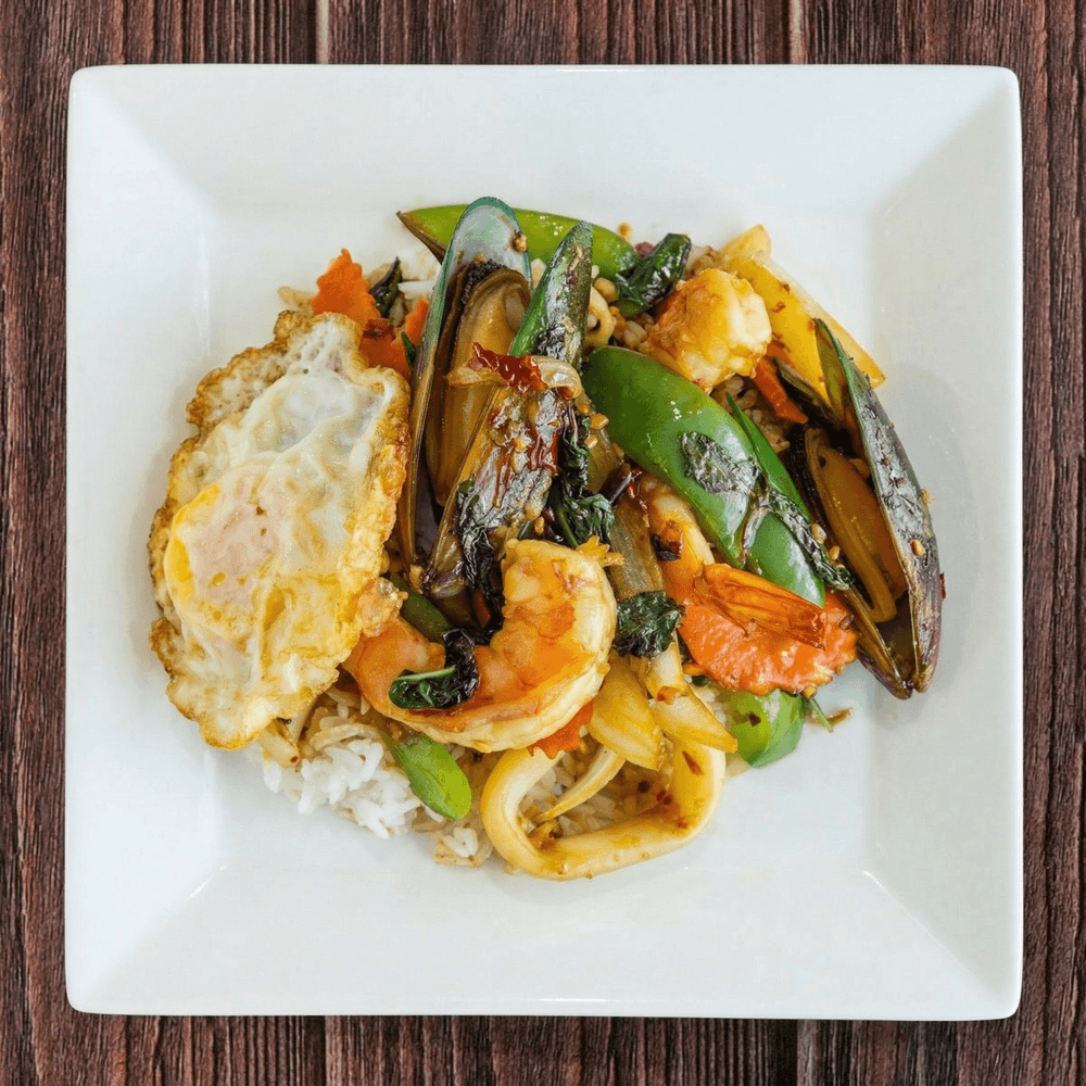 Phuket Street Food (Pad Ta Lay)