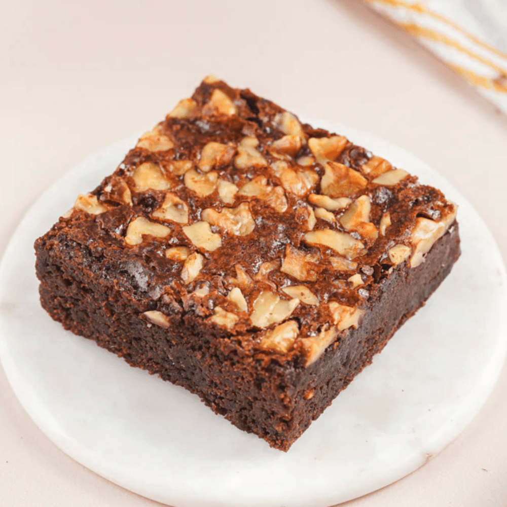 Brownie with nuts