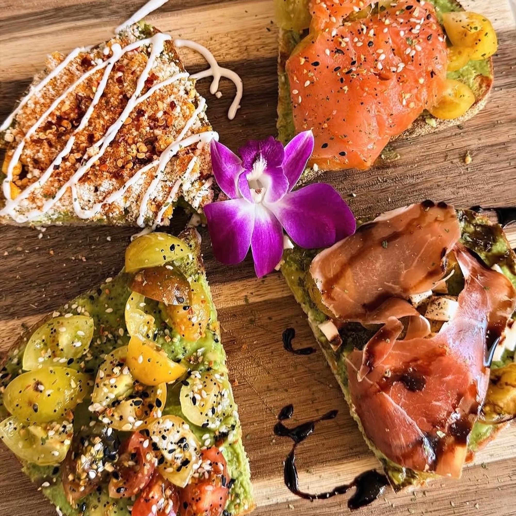 Classic Rose Avo Flight