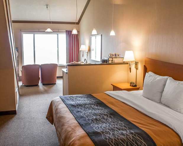 Images Comfort Inn & Suites