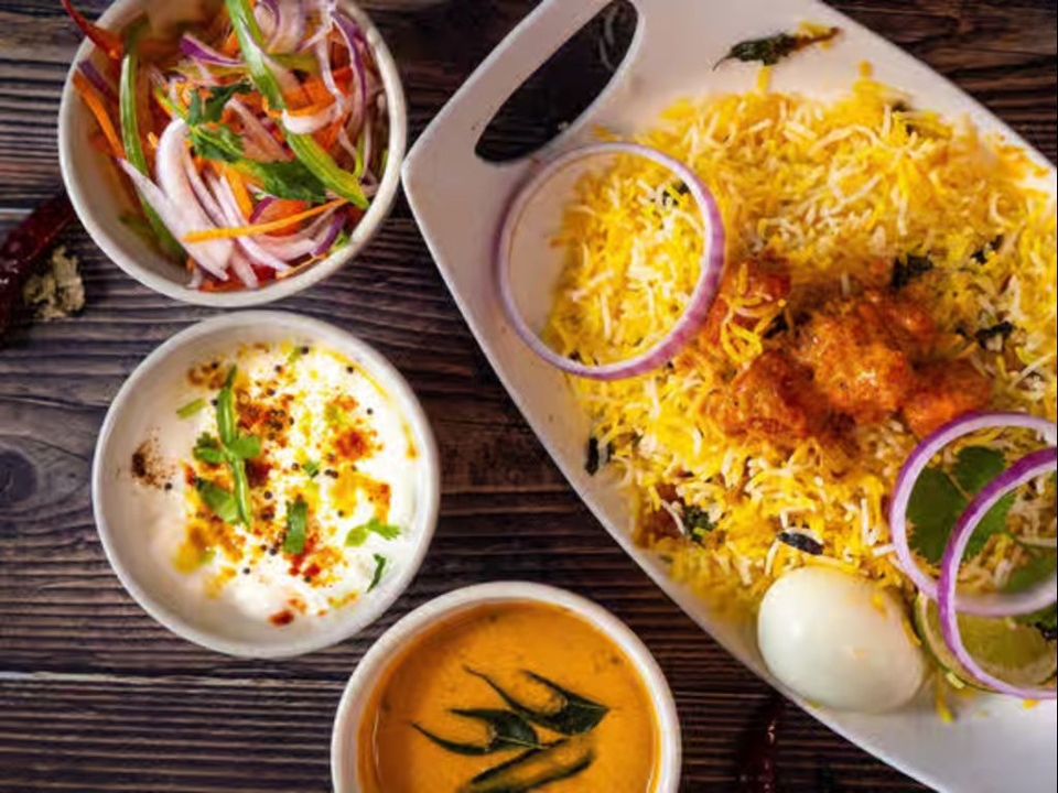 CHICKEN DUM BIRYANI