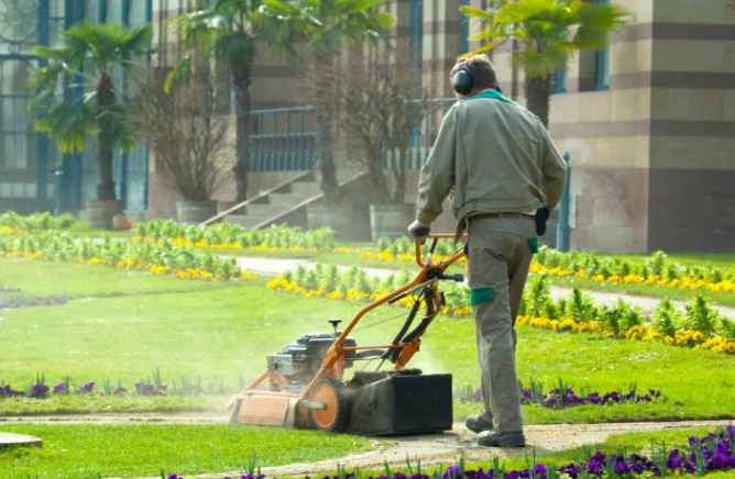 Grounds Maintenance