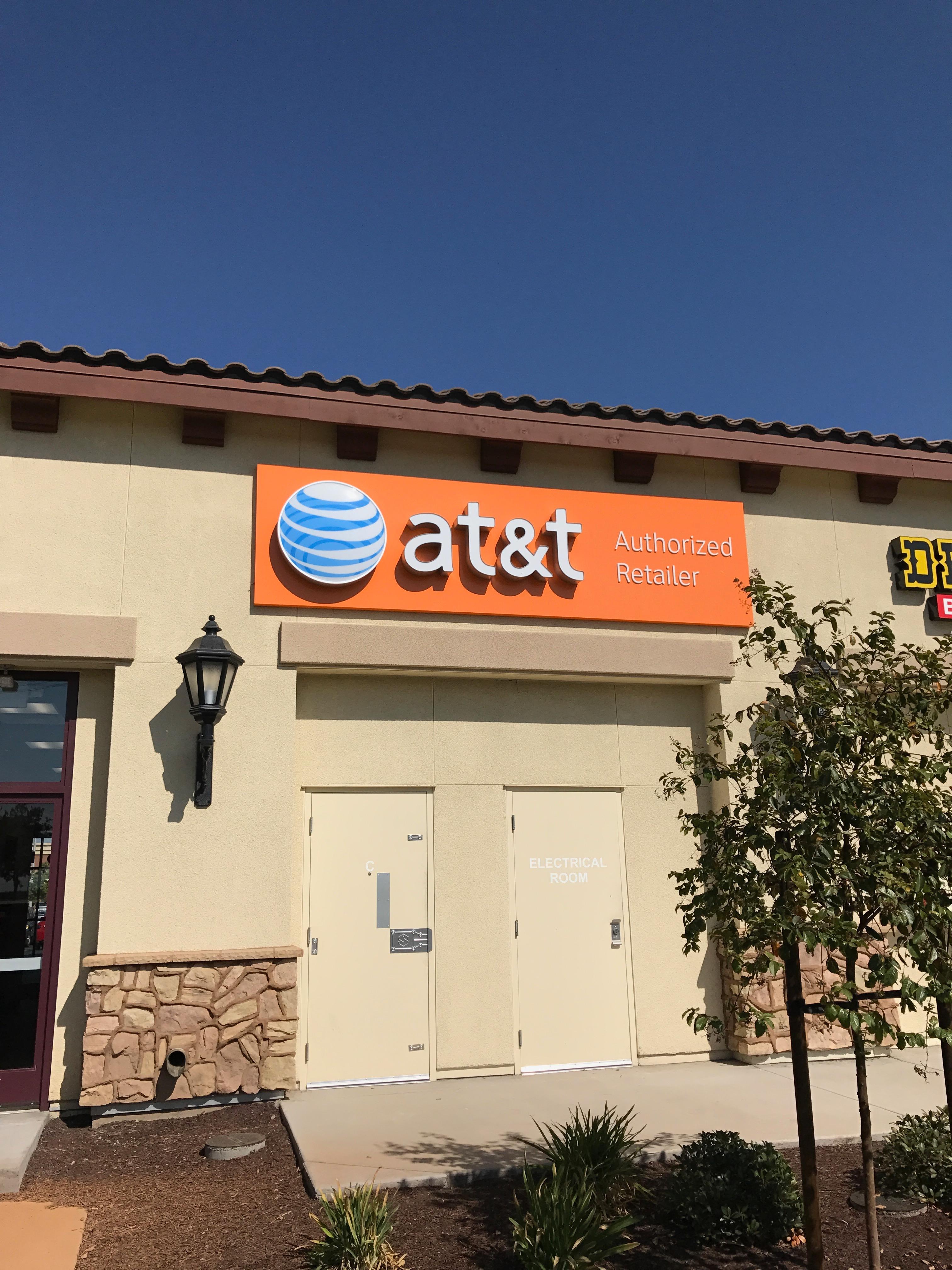 AT&T Store Photo