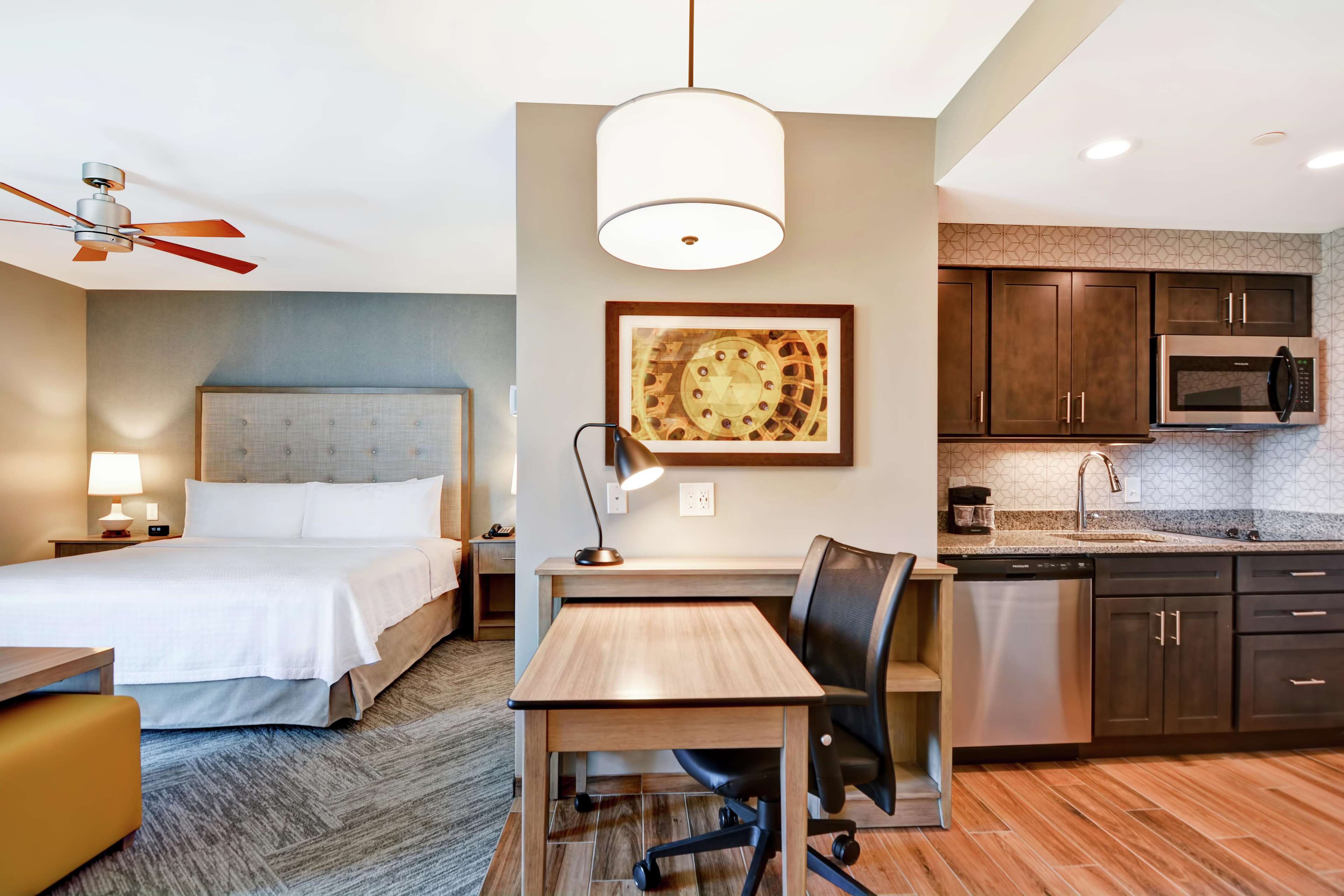 Homewood Suites By Hilton Hadley Amherst Photo