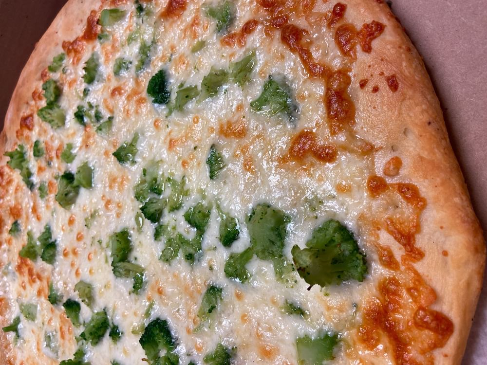 Broccoli White Pizza