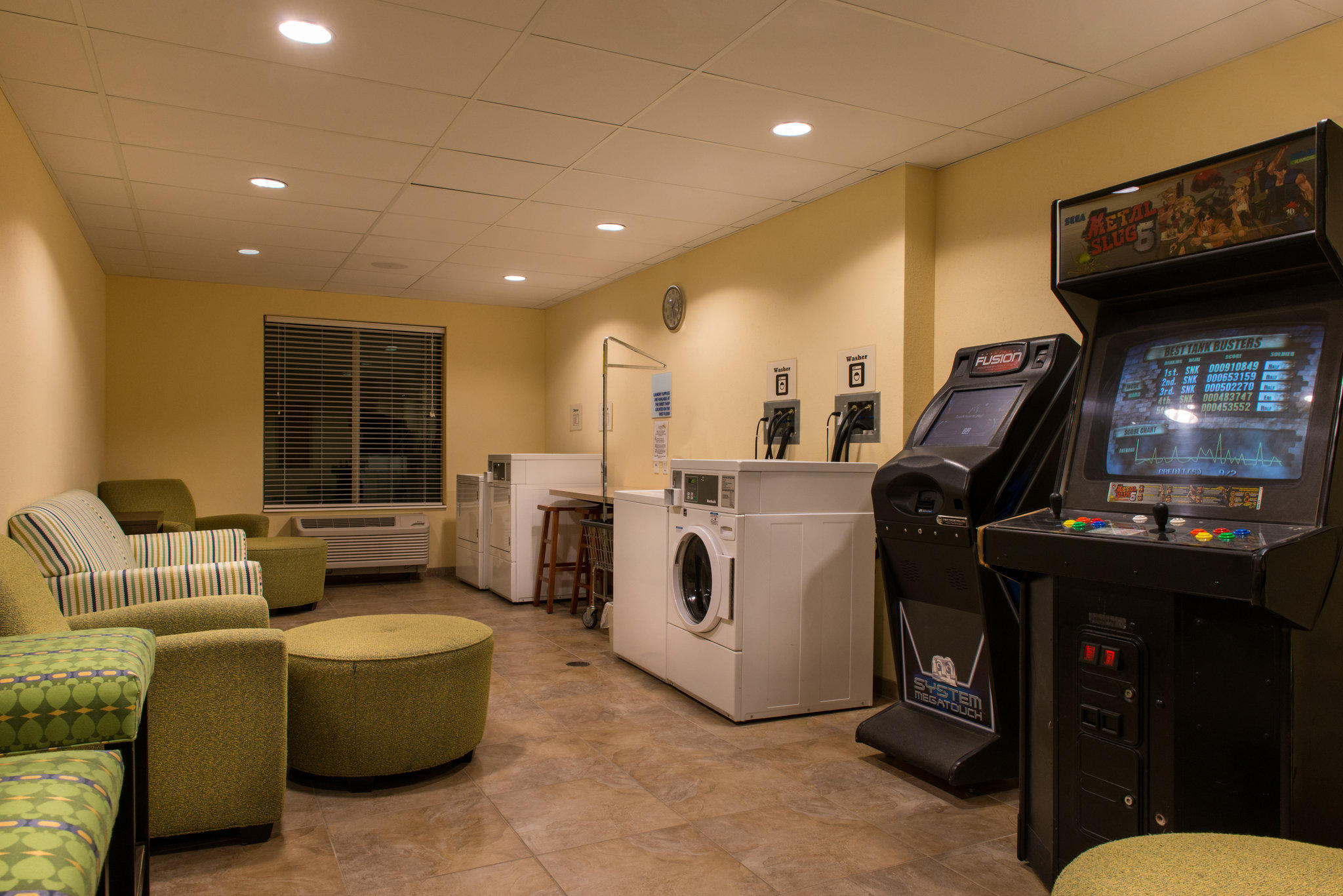 Holiday Inn Express & Suites Dickson City - Scranton Photo