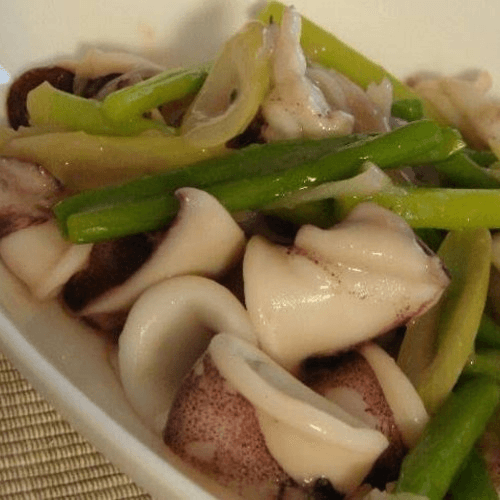 Squid with Ginger & Green Onion