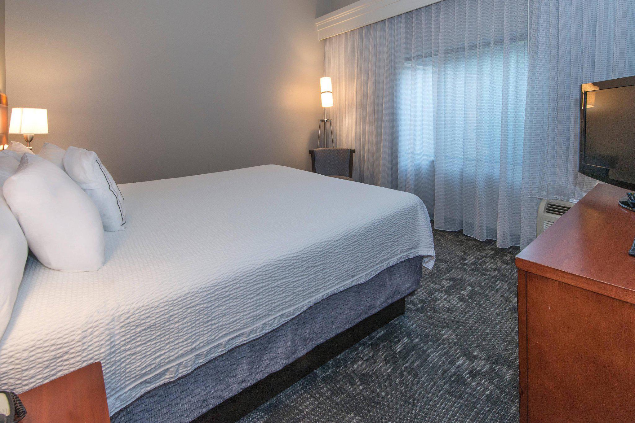 Courtyard by Marriott Albany Photo