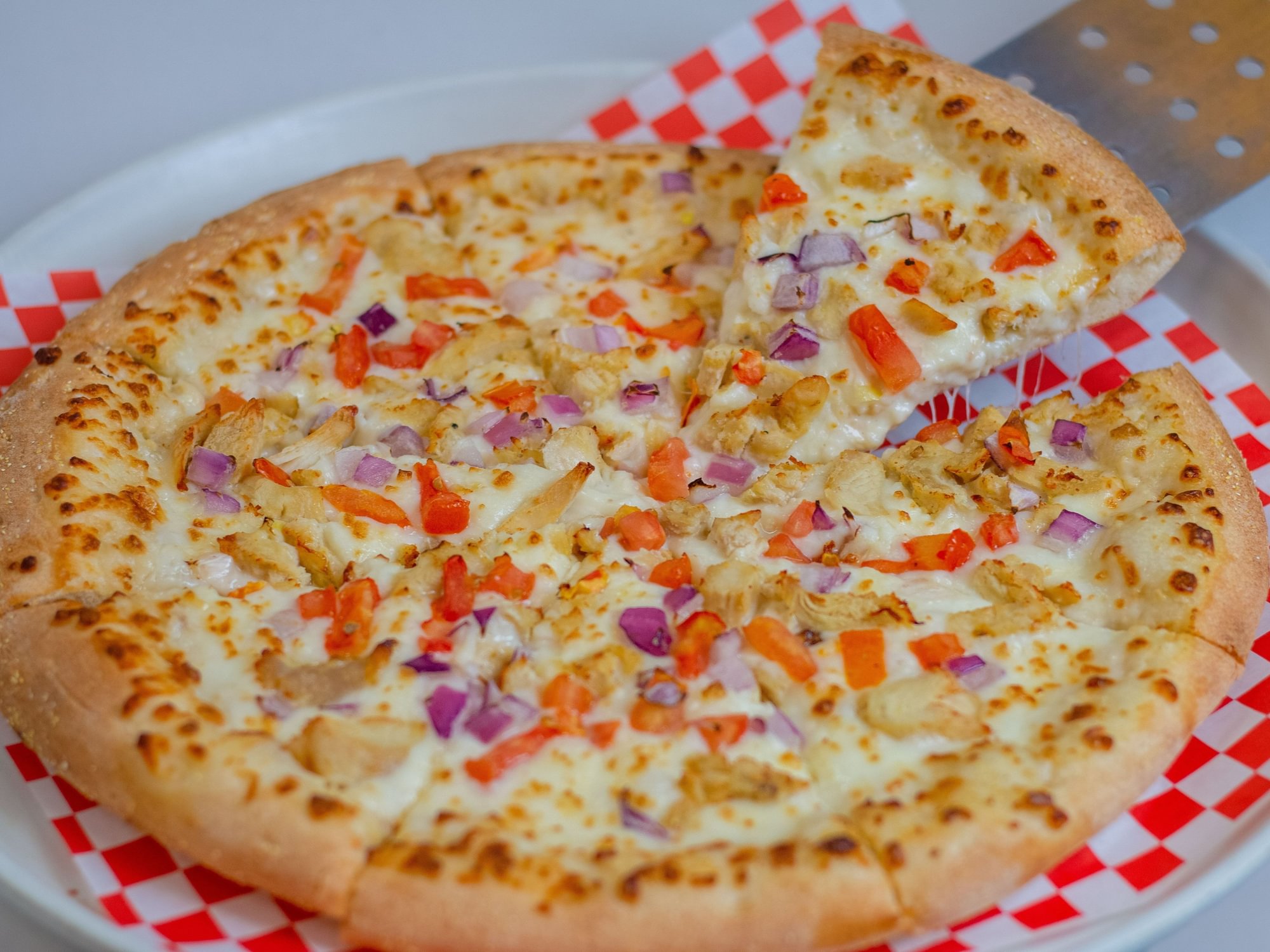 14" Garlic Chicken Pizza