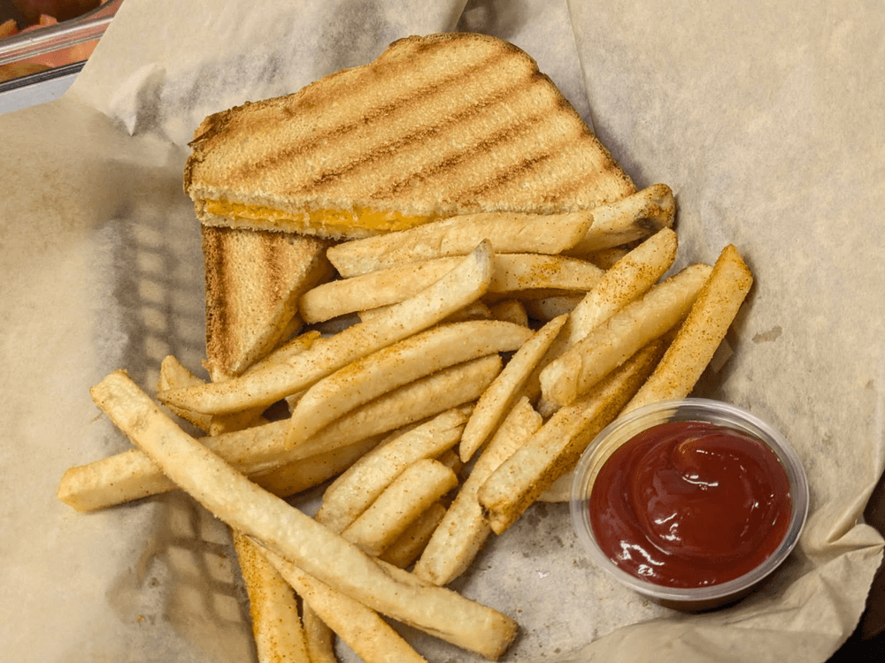 Grilled Cheese W/Fries