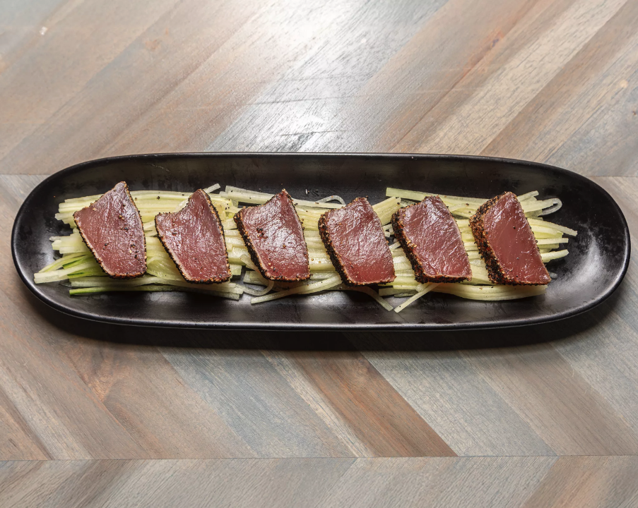 Peppered Tuna Sashimi 3pc