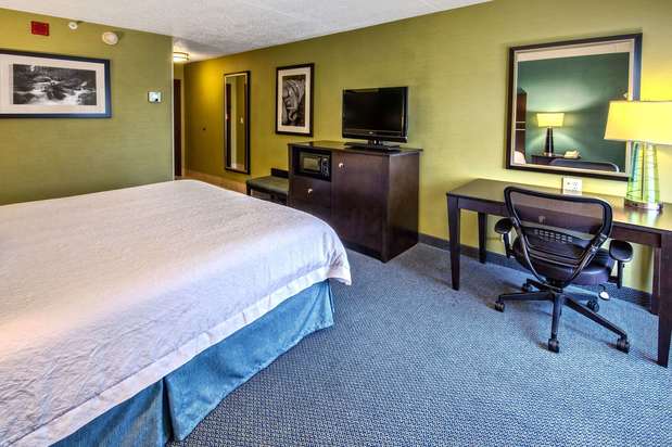 Images Hampton Inn Greensburg