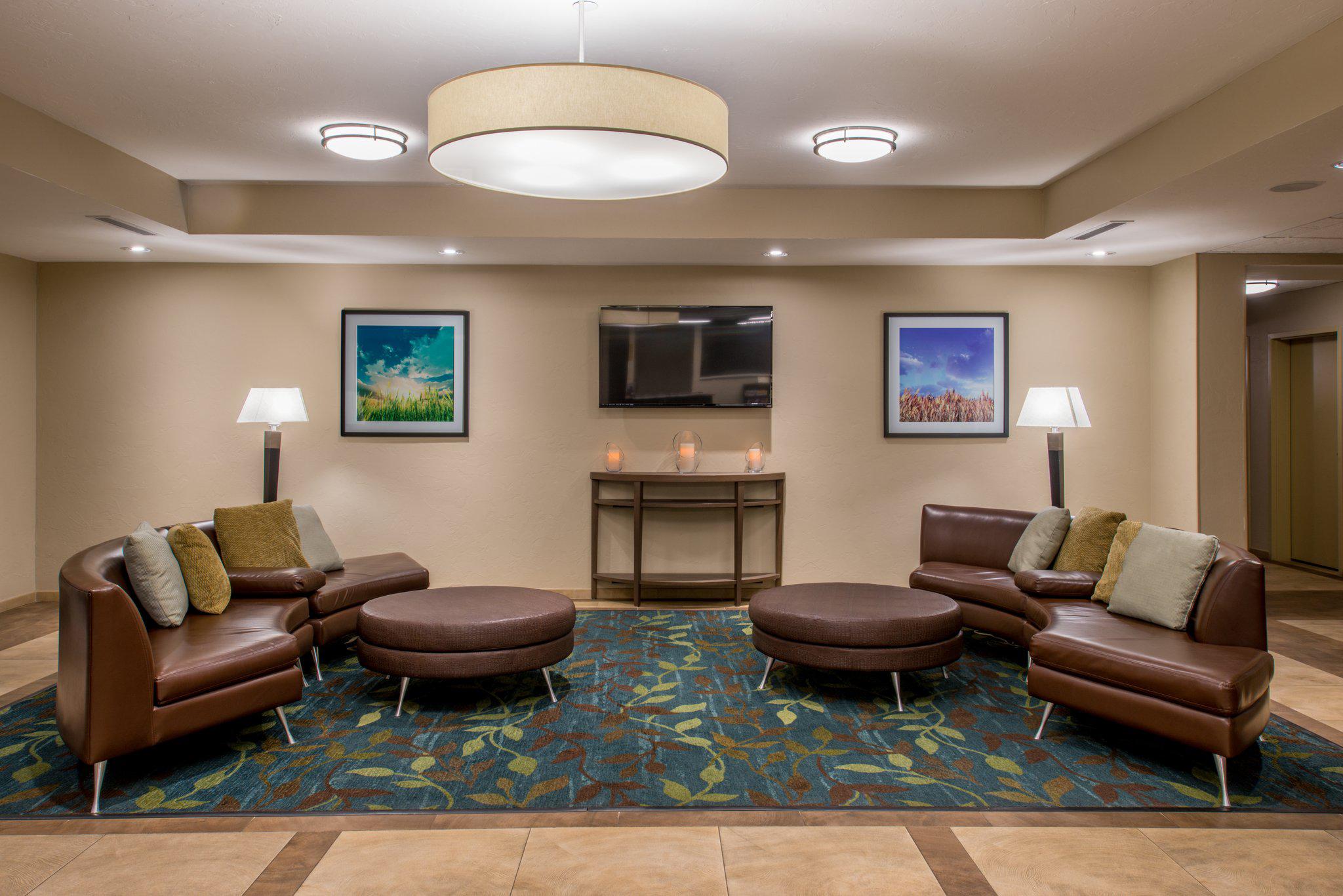 Candlewood Suites Midwest City Photo