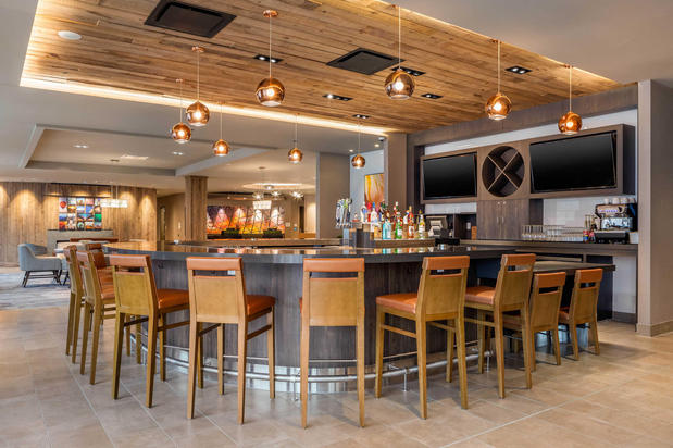 Images Cambria Hotel Omaha Downtown
