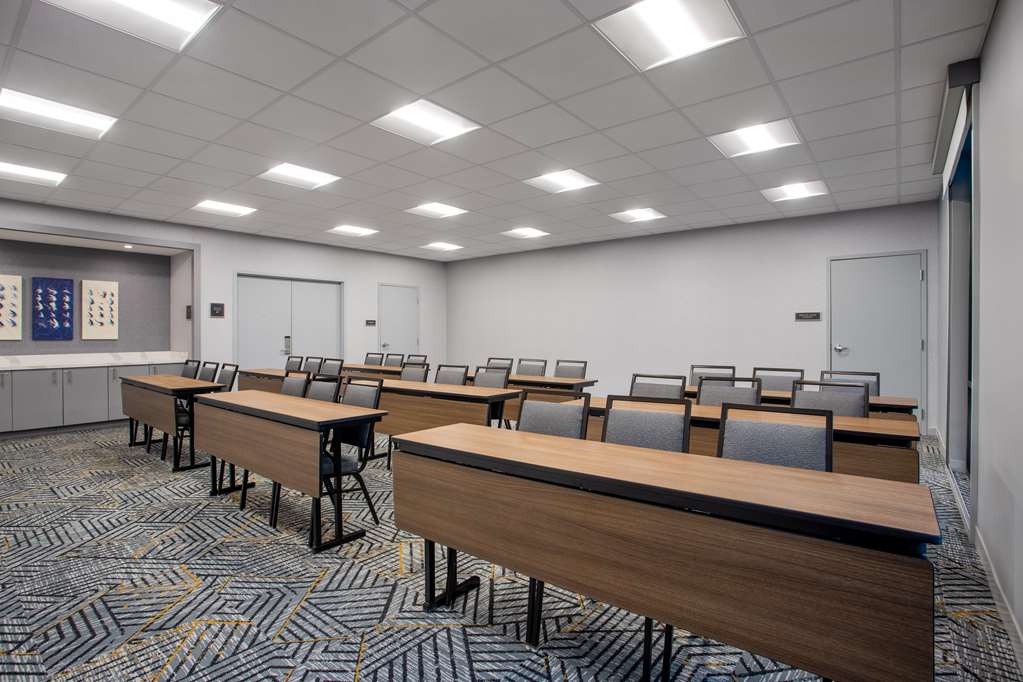 Homewood Suites by Hilton Missoula Image