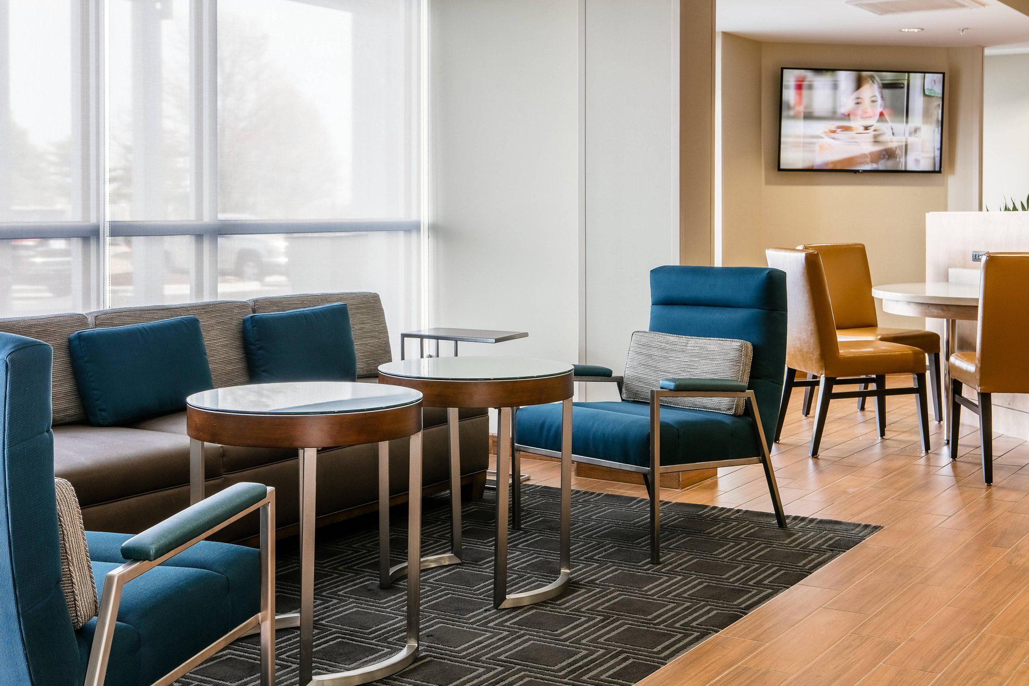 TownePlace Suites by Marriott Kansas City Airport Photo