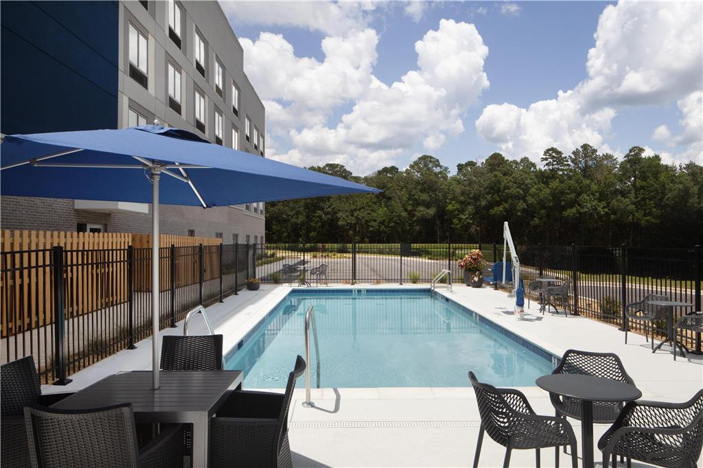 Hampton Inn Evergreen Image