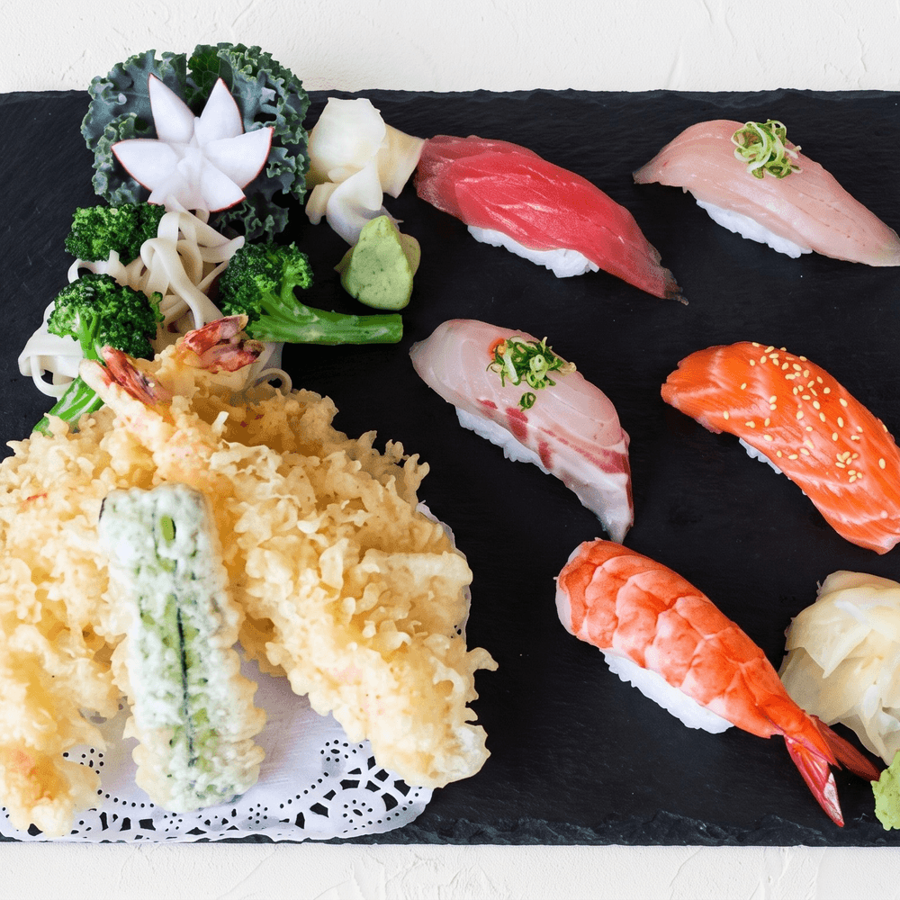 Tempura and Sushi or Sashimi Dinner Combination