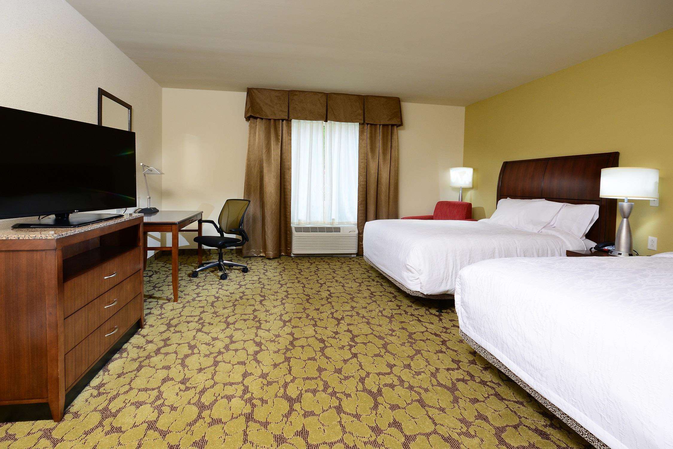 Hilton Garden Inn Greensboro Airport Photo