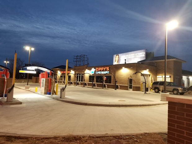 Images Zippy's Car Wash