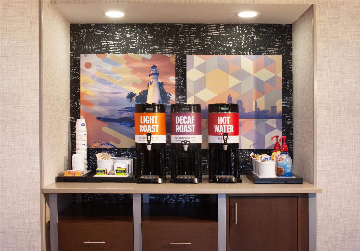 Hampton Inn & Suites Cleveland-Mentor Image