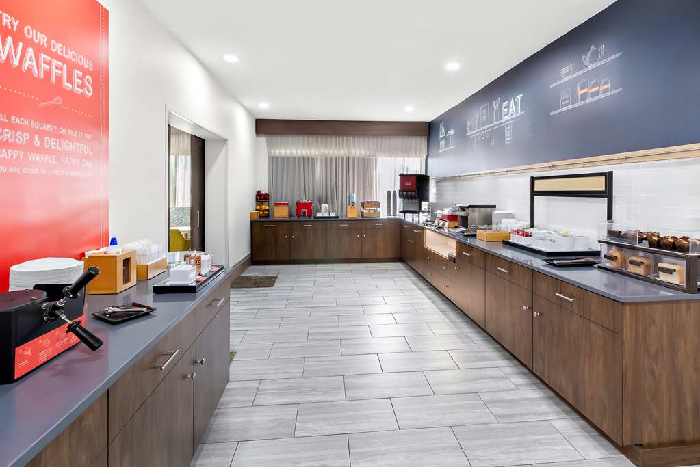 Hampton Inn Washington Image