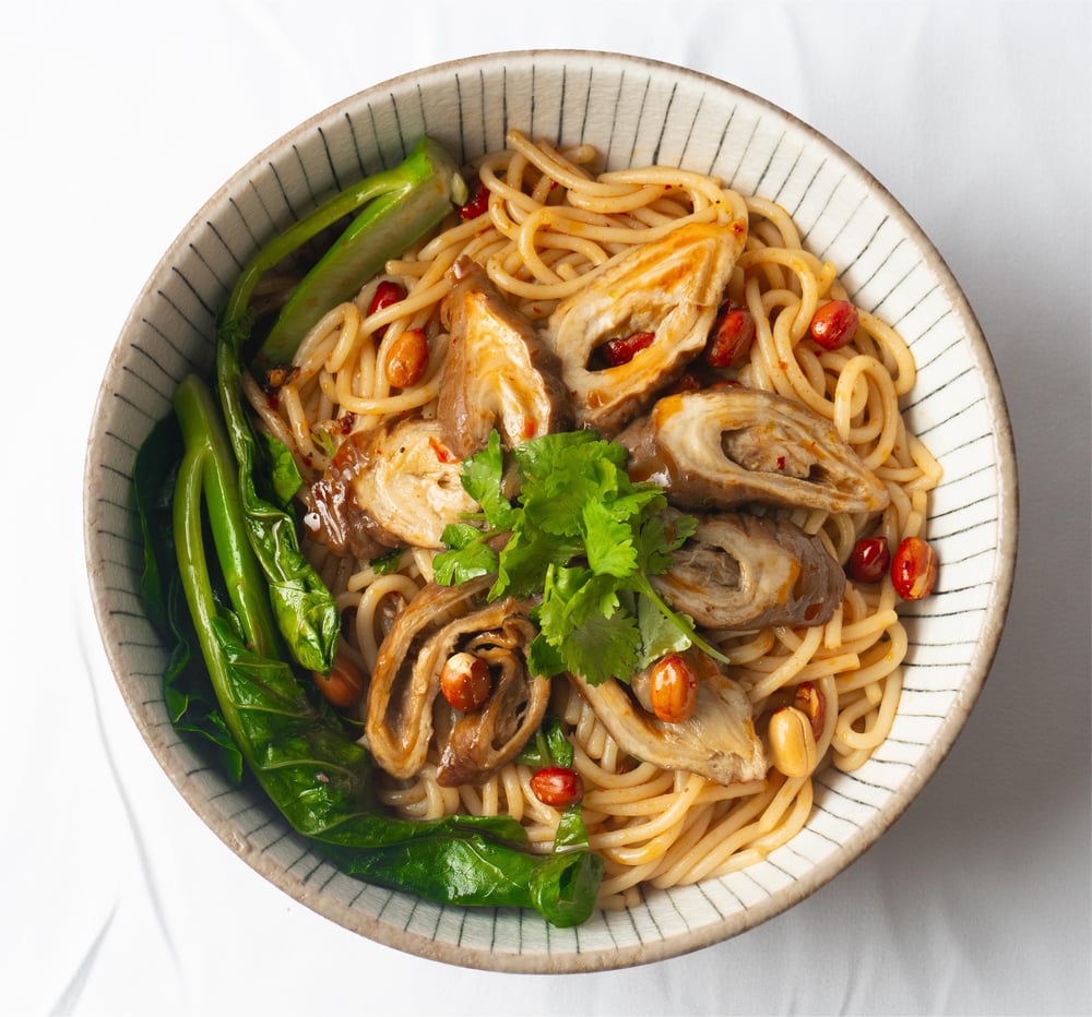 Dry Mixed Pork Intestine Noodle / 干拌肥肠粉/面