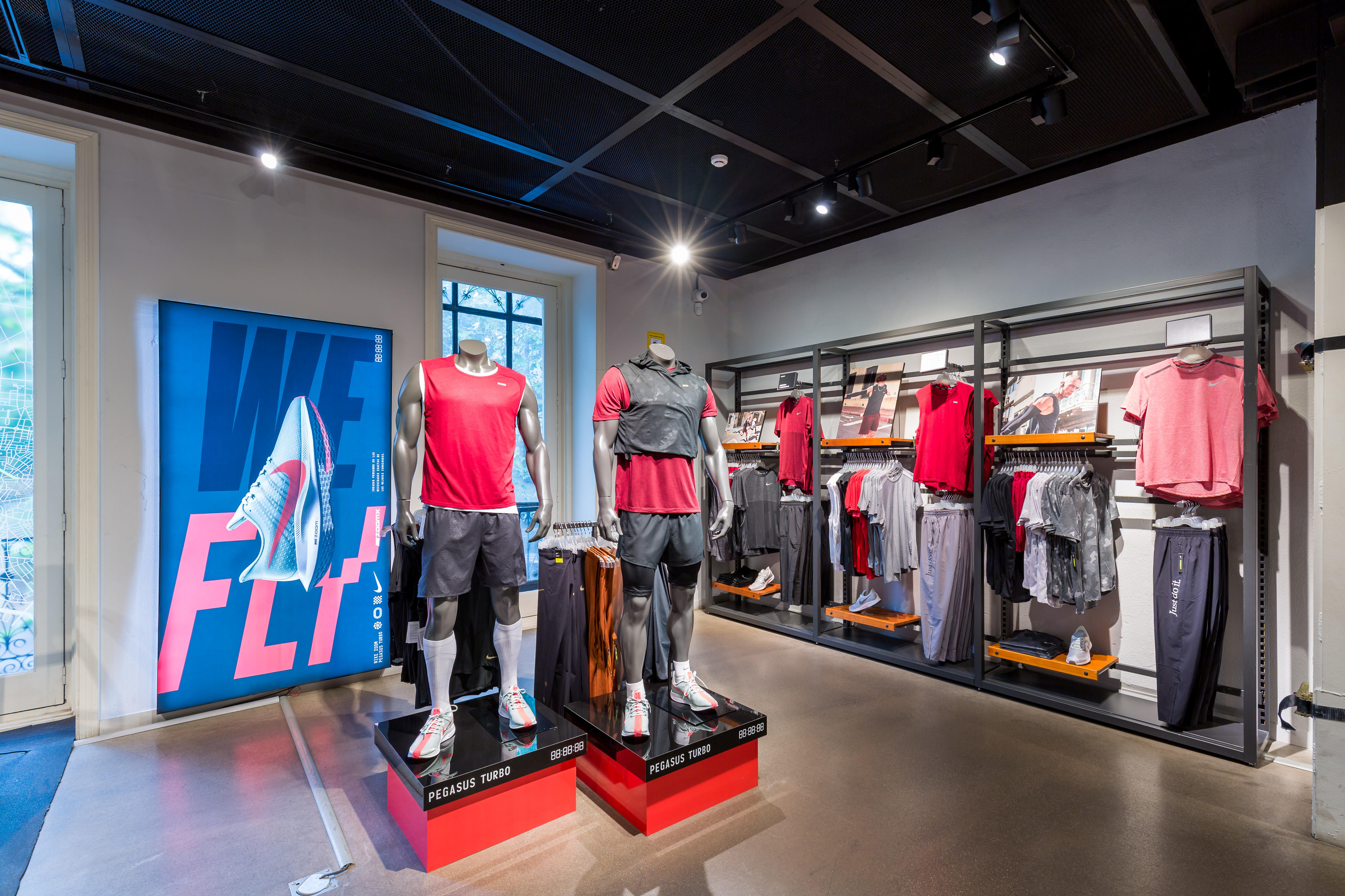 Images Nike Store Serrano