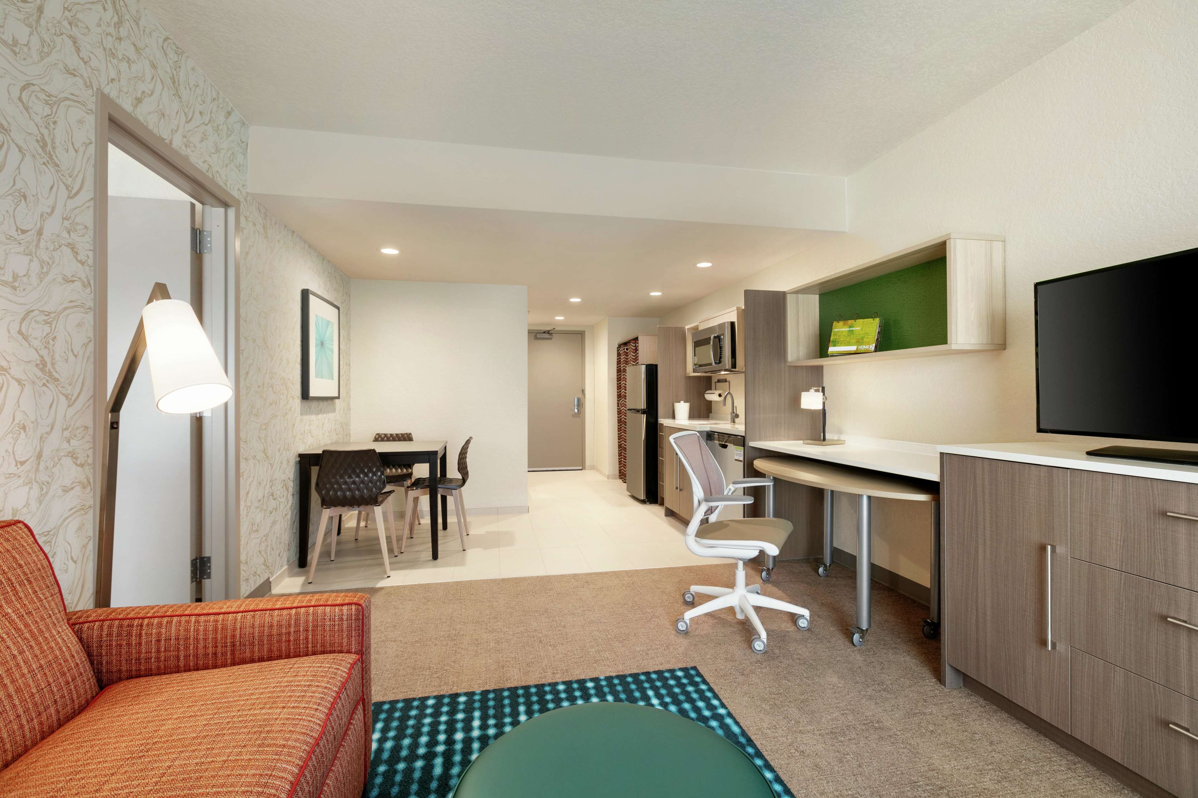 Home2 Suites by Hilton Brandon Tampa Photo