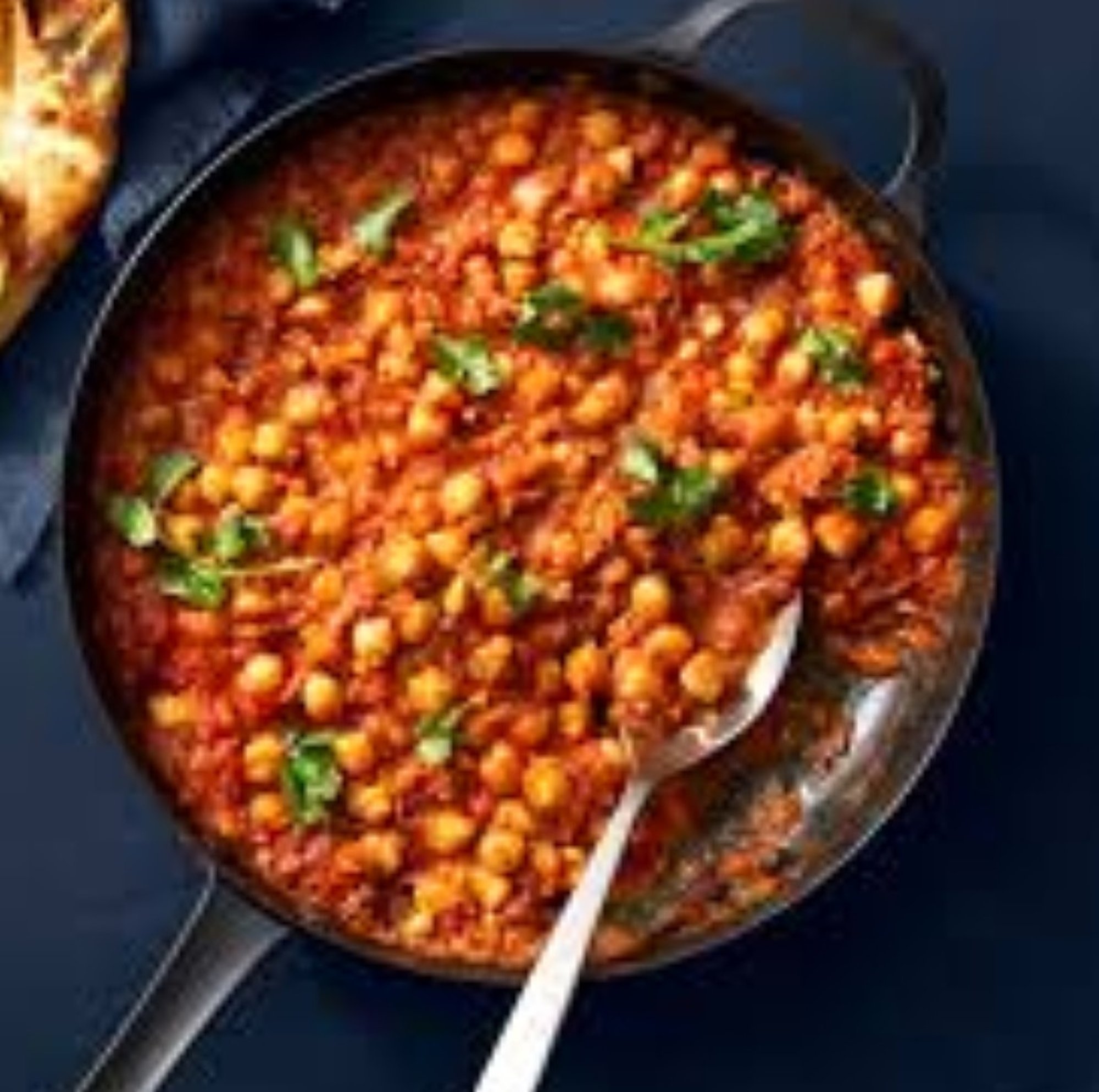 Garam Dhuni Chana Masala