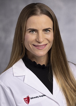 Fernanda Esteves, MD Image