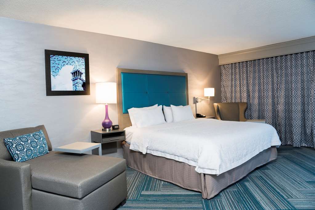 Hampton Inn Midland Image