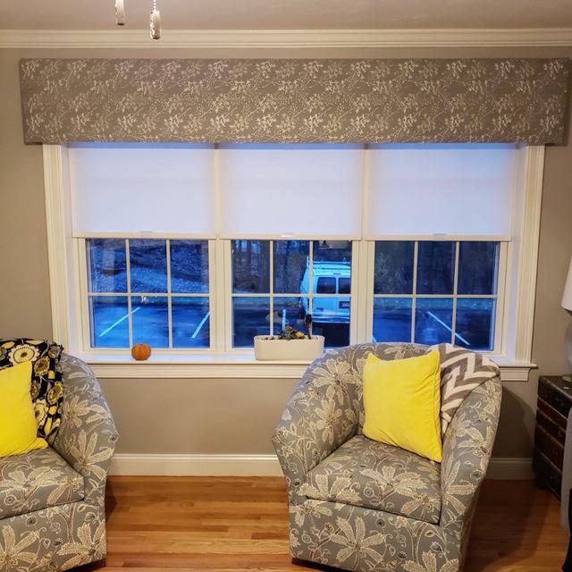 Roller shades with a custom cornice