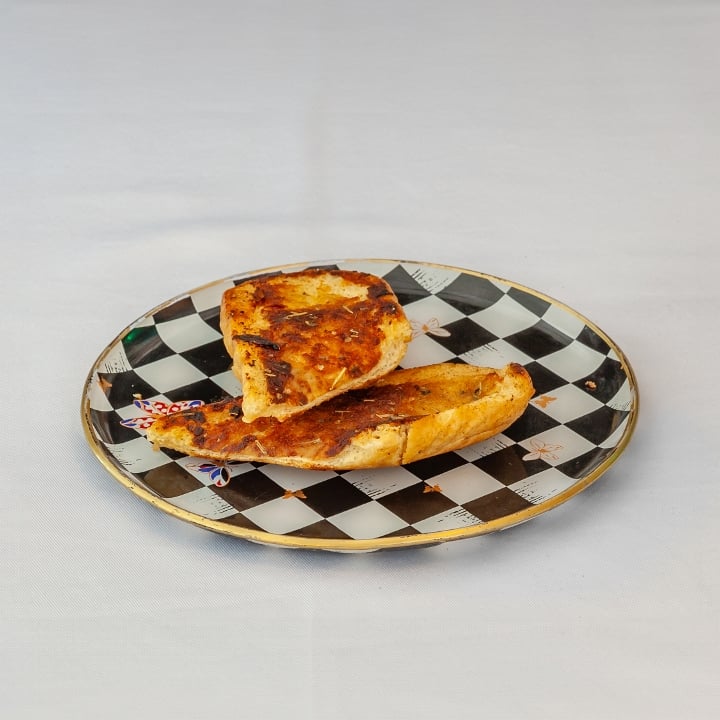 GARLIC BREAD