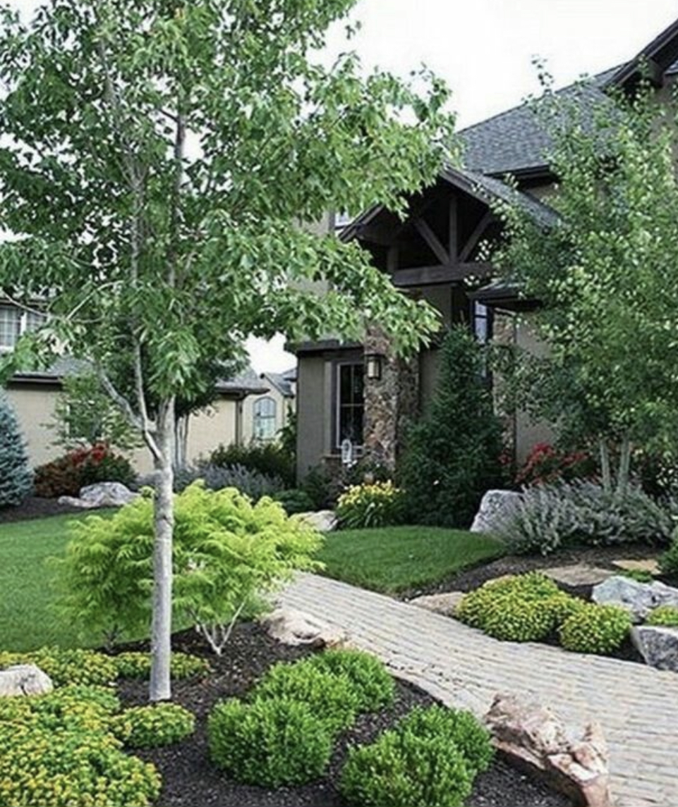 Mowtown Lawn and Landscape Image