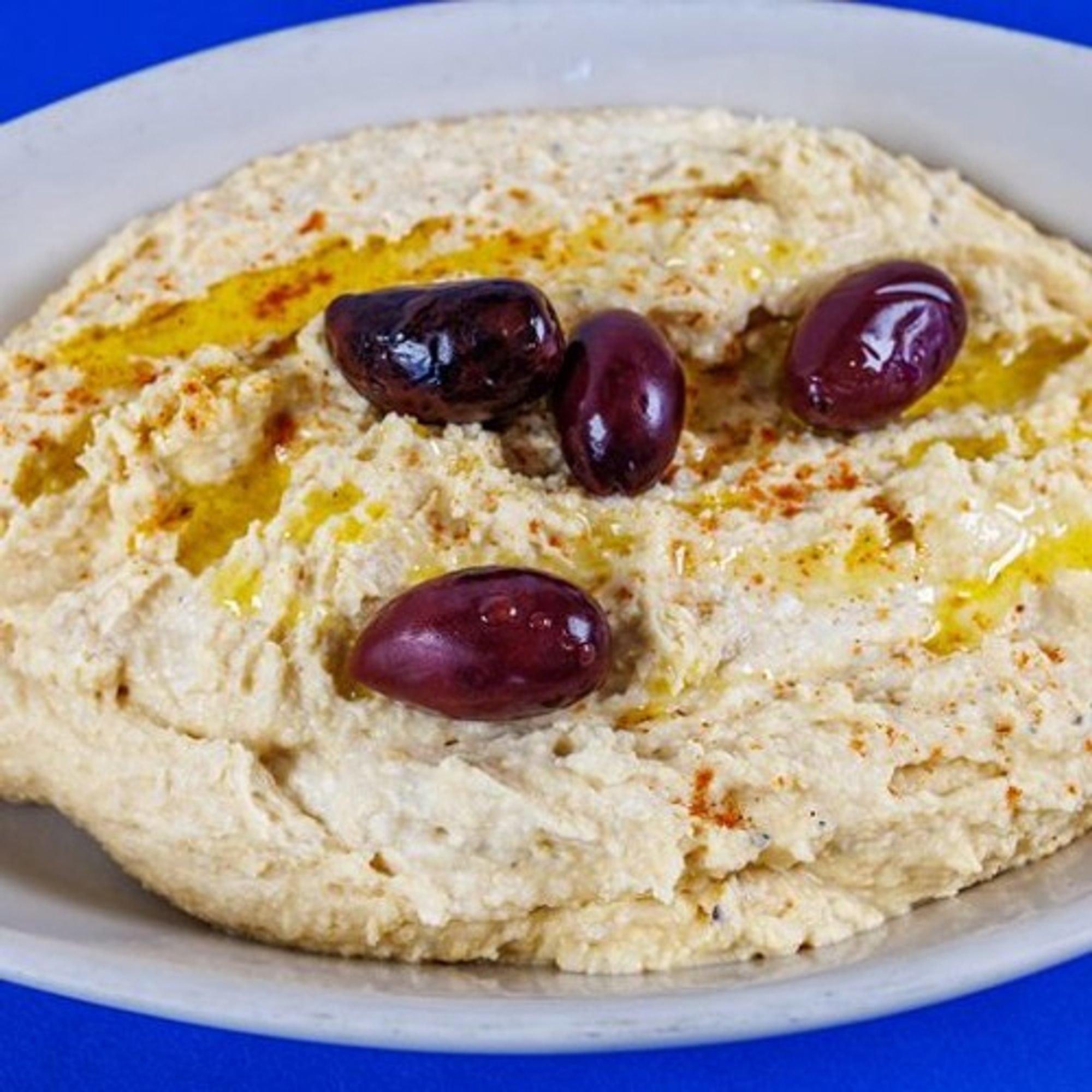 HUMMUS