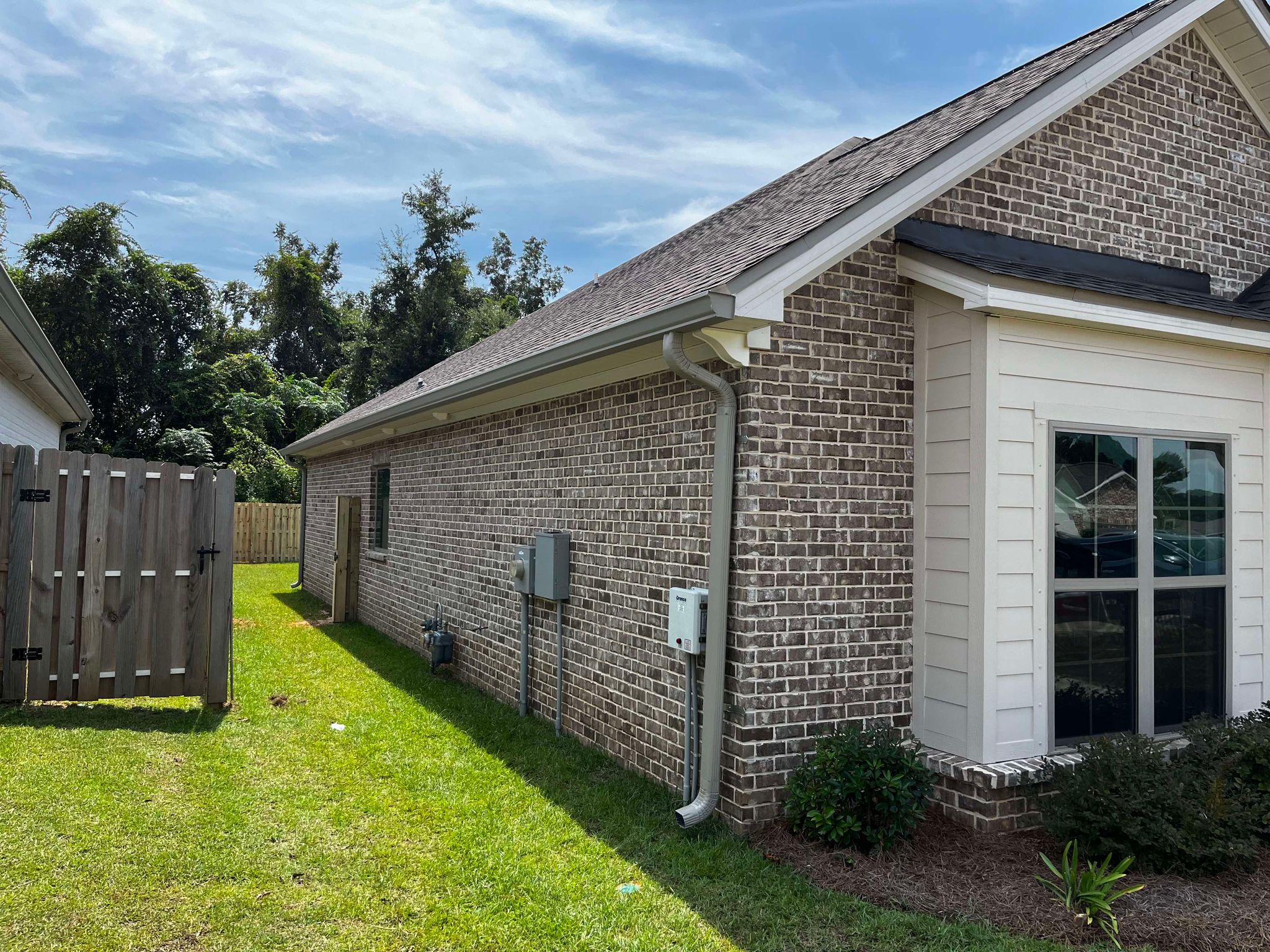 Southern Gutters LLC Image