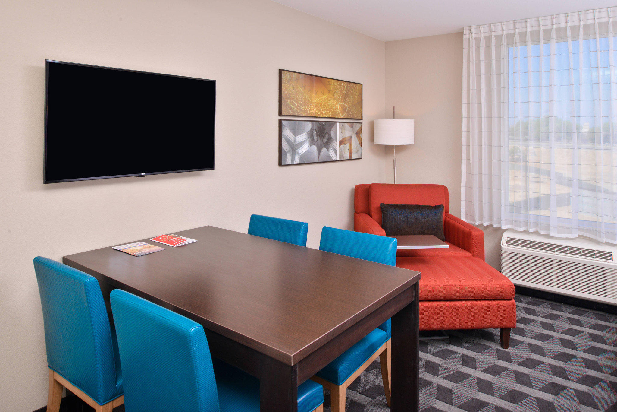 TownePlace Suites by Marriott Ontario Chino Hills Photo