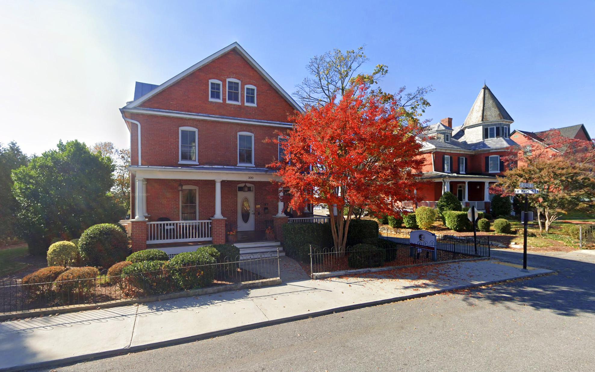 Catholic International University Image