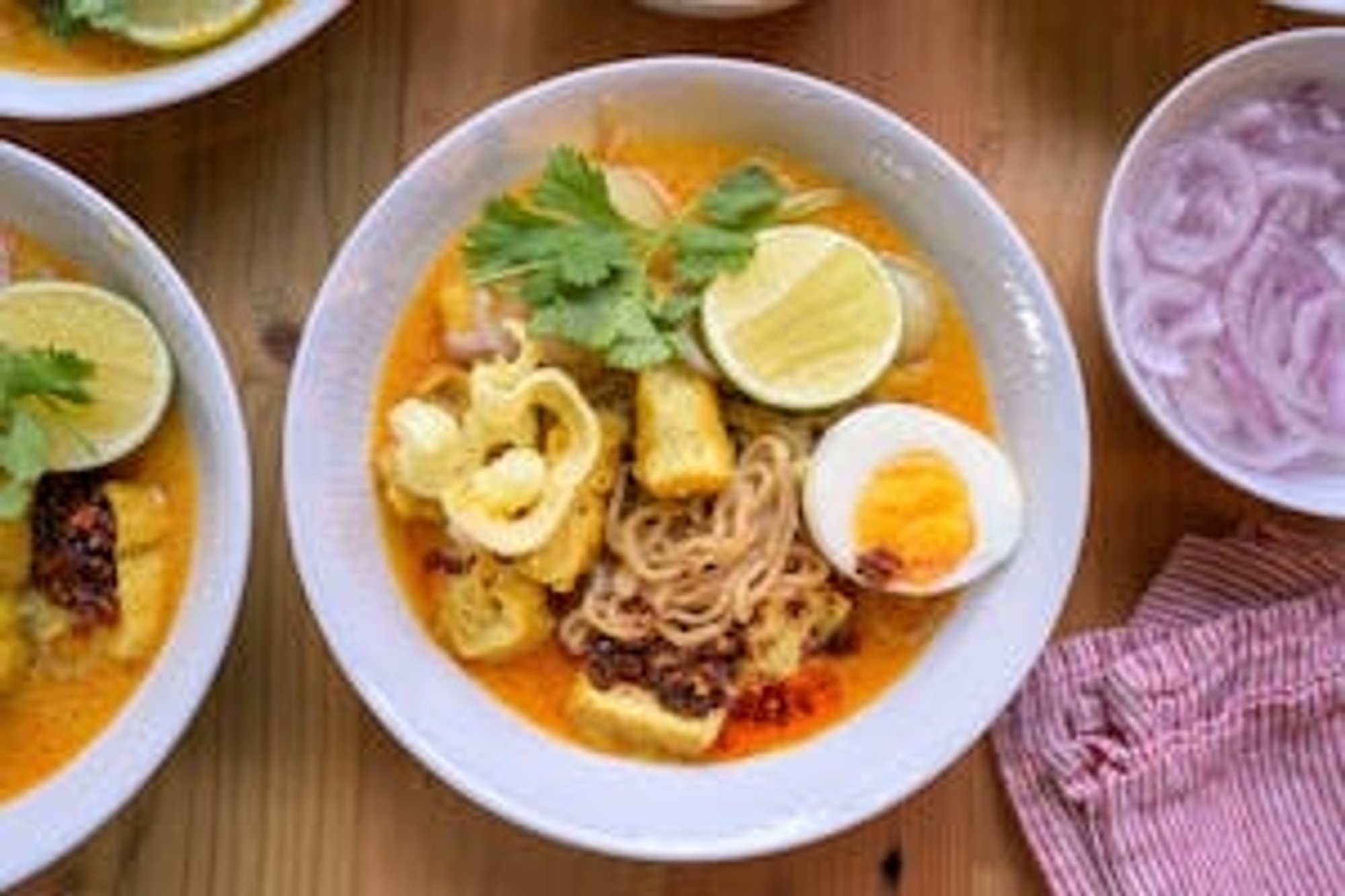 Burma Coconut Noodle (Ono Kouk Swel)